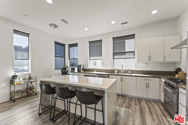 property at 2201 Polyscope Pl