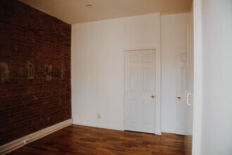 820 South St, Unit 2F in Philadelphia, PA - Building Photo - Building Photo