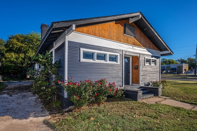 1209 Stanley Ave SW in Ardmore, OK - Building Photo - Building Photo