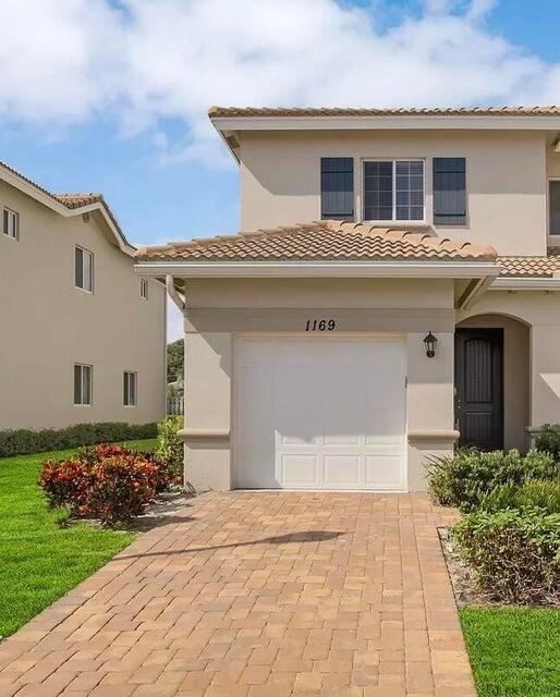 1169 Sepia Ln in Lake Worth, FL - Foto de edificio