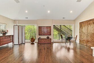3500 Spring Rd in Oak Brook, IL - Building Photo - Building Photo