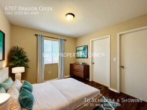 6707 Dragon Creek in San Antonio, TX - Building Photo - Building Photo
