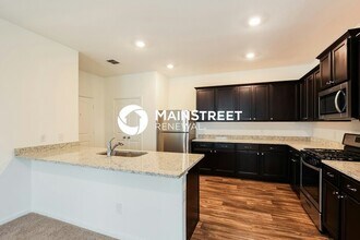 4015 Belden Trl in New Braunfels, TX - Foto de edificio - Building Photo