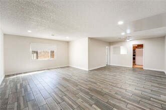 2629 Hickey Ave in North Las Vegas, NV - Building Photo - Building Photo