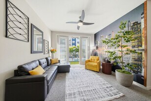 1700 W Cleveland St, Unit SI FL1-ID1475281P in Tampa, FL - Building Photo