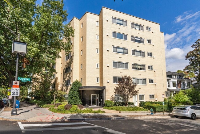 property at 5315 Connecticut Ave NW