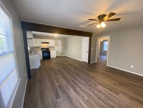 206 Pecan St in Atlanta, TX - Building Photo - Building Photo