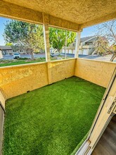 5062 Los Morros Way in Oceanside, CA - Building Photo - Building Photo