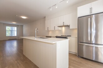 2267 McKenzie Rd in Abbotsford, BC - Building Photo - Building Photo