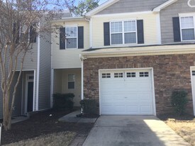 8217 Martello Ln in Raleigh, NC - Building Photo