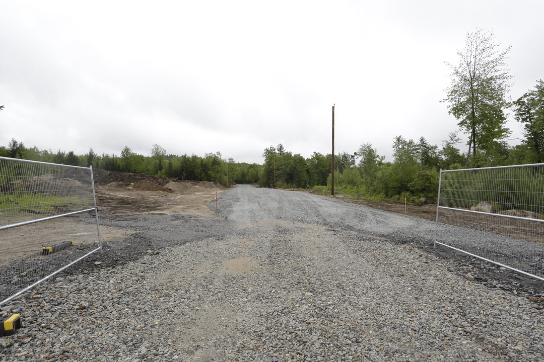 Community Apartments in Bridgton, ME - Building Photo