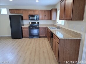 4195 Story Rock St in Las Vegas, NV - Building Photo - Building Photo