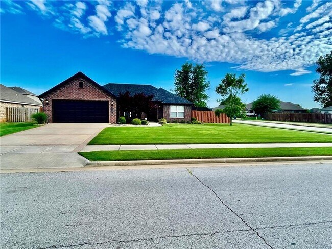 property at 4305 SW Limestone Ave