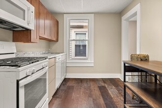 334 1st St, Unit 2nd Floor in Pittsfield, MA - Building Photo - Building Photo