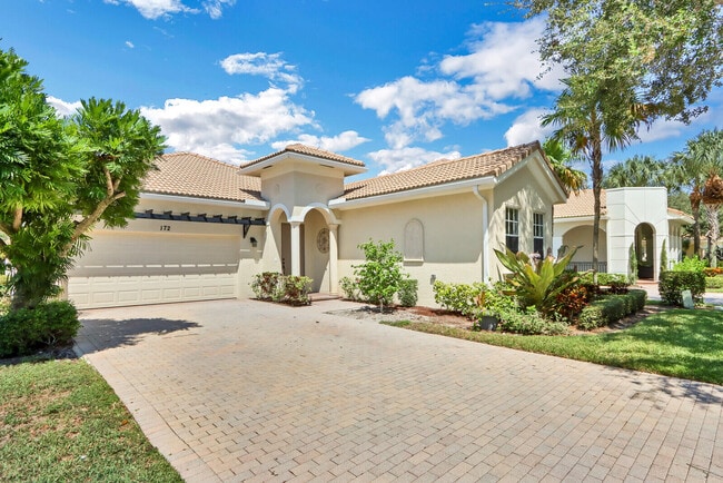 172 Via Catalunha in Jupiter, FL - Building Photo - Building Photo
