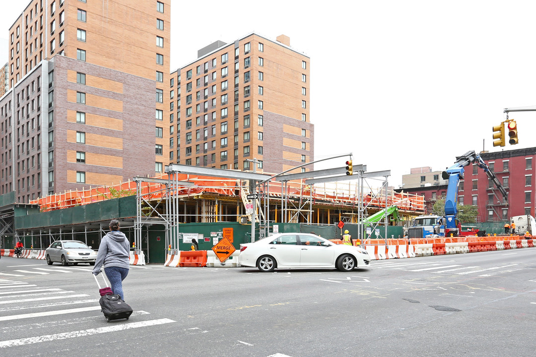 Bloom on Forty Fifth in New York, NY - Building Photo