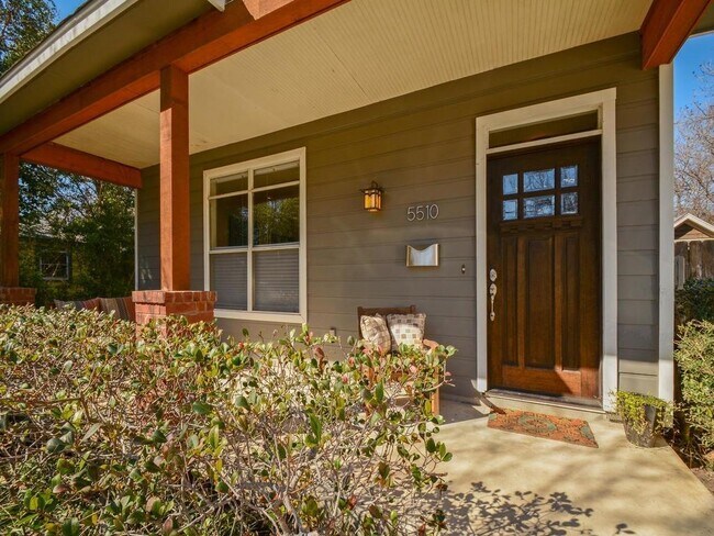 5510 William Holland Ave in Austin, TX - Building Photo - Building Photo