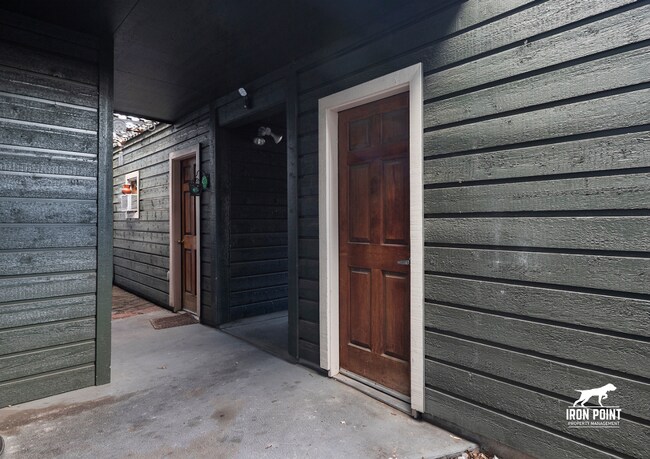 property at 6973 W Maxwell Ln