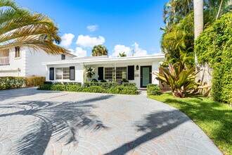 3511 Washington Rd in West Palm Beach, FL - Building Photo - Building Photo