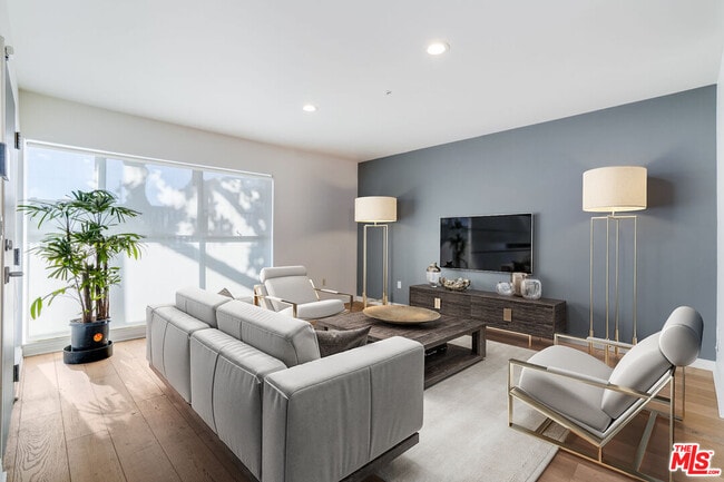 property at 1617 Broadway