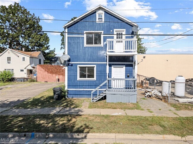 2387 29th St SW in Akron, OH - Building Photo - Building Photo