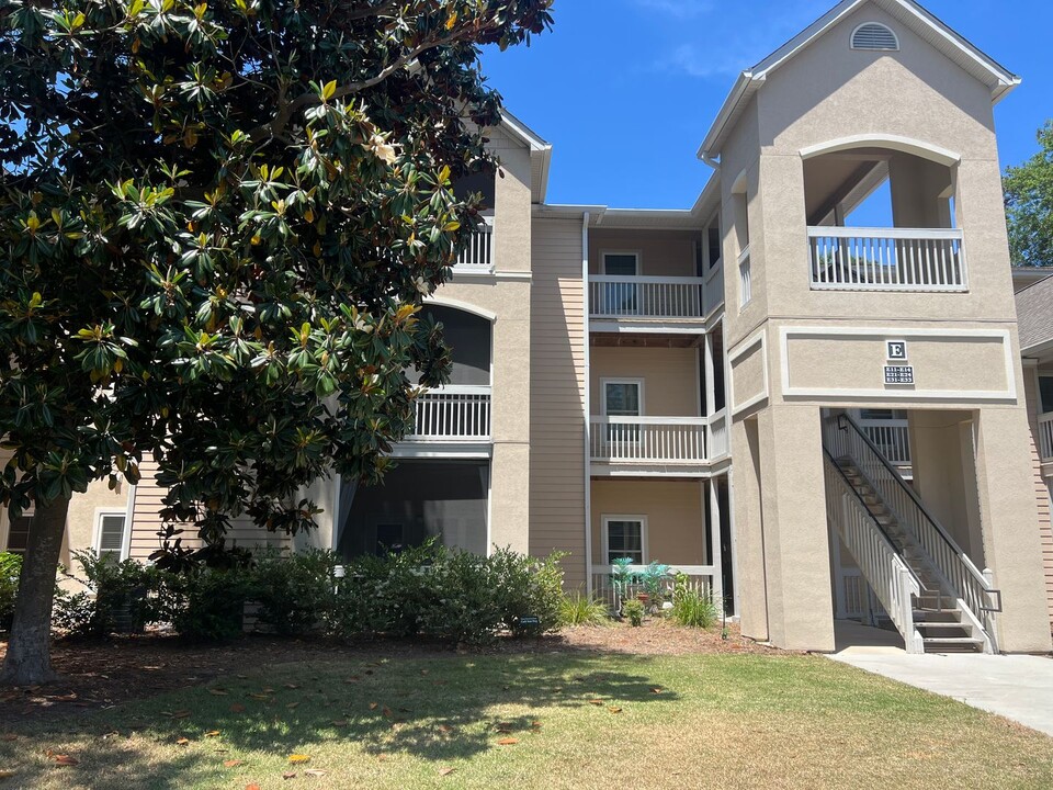 380 Marshland Rd in Hilton Head Island, SC - Building Photo