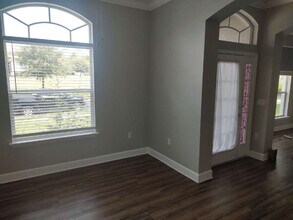 13883 Blythewood Dr in Spring Hill, FL - Foto de edificio - Building Photo