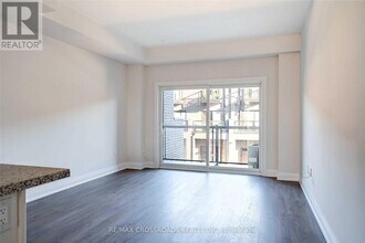 37 Creekbank Rd in Toronto, ON - Building Photo - Building Photo