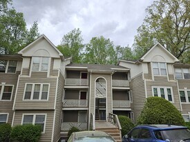 6760 Willowbrook Dr in Fayetteville, NC - Building Photo