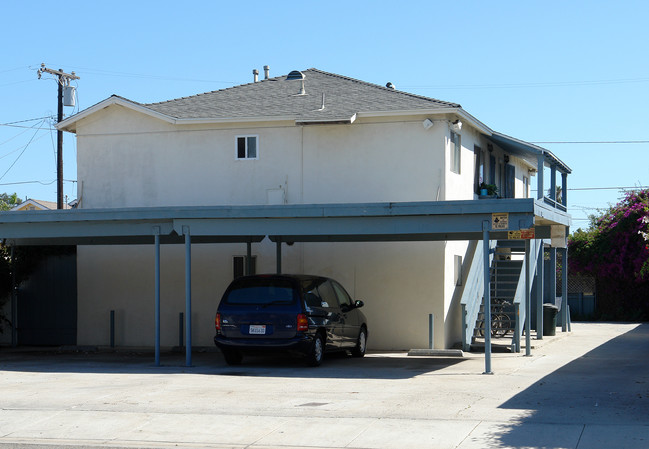 118 E C St in Port Hueneme, CA - Building Photo - Building Photo