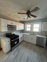 319 Alewife Brook Pky, Unit 2 Apartamentos