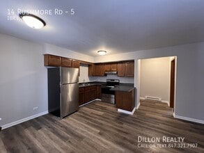14 Rushmore Rd in Fox Lake, IL - Building Photo - Building Photo
