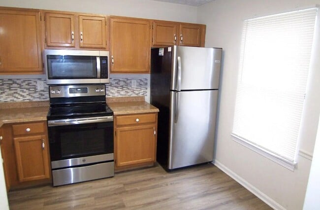 3924 Cutty Sark Rd in Middle River, MD - Building Photo - Building Photo