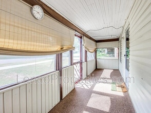 327 S Ponca Ave in Norman, OK - Building Photo - Building Photo
