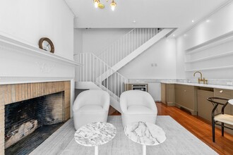 320 Tappan St in Brookline, MA - Building Photo - Building Photo