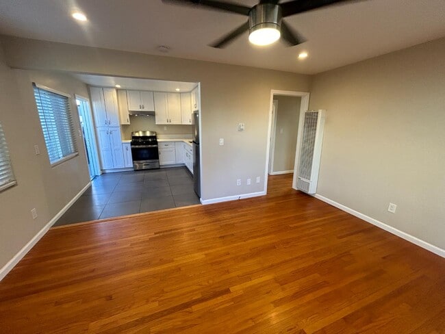 4721 Choctaw Dr in San Diego, CA - Building Photo - Building Photo