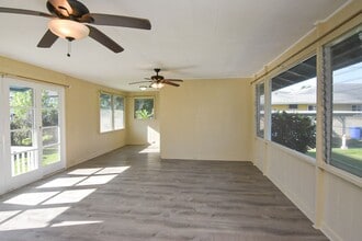 668 Kihapai St in Kailua, HI - Building Photo - Building Photo