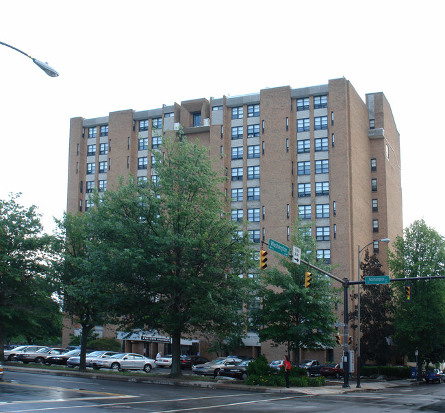 B'Nai B'Rith Apartments in Wilkes-Barre, PA - Foto de edificio - Building Photo