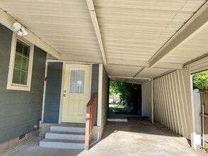 107 N Gillette Ave in Tulsa, OK - Building Photo - Building Photo