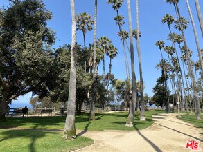 201 Ocean Ave Ext in Santa Monica, CA - Building Photo - Building Photo