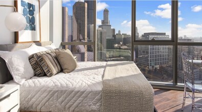 902 W Madison St in Chicago, IL - Building Photo - Building Photo