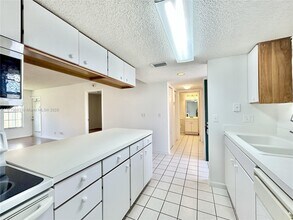 6331 La Costa Dr in Boca Raton, FL - Building Photo - Building Photo
