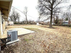 1606 S Oronogo St in Webb City, MO - Building Photo - Building Photo