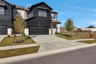 8589 Meridy Lp in Hutto, TX - Building Photo - Building Photo