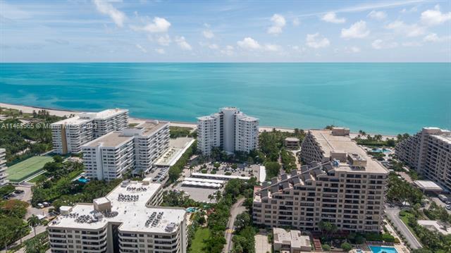 200 Ocean Lane Dr, Unit 803 in Key Biscayne, FL - Foto de edificio - Building Photo