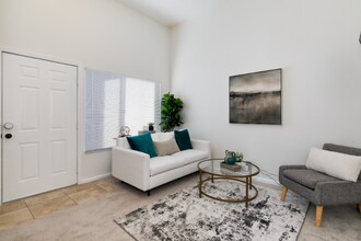 428 N Imperial Ave in Ontario, CA - Building Photo - Building Photo