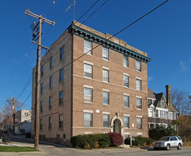 2314 W Wells St in Milwaukee, WI - Building Photo - Building Photo