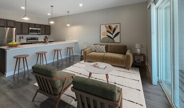 The Jade on Tremont in Davenport, IA - Foto de edificio - Building Photo