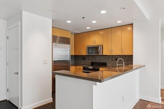 255 Berry St in San Francisco, CA - Building Photo - Building Photo