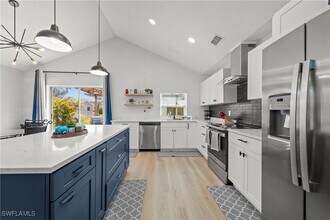 6013 MacBeth Ln in Ft. Myers, FL - Building Photo - Building Photo